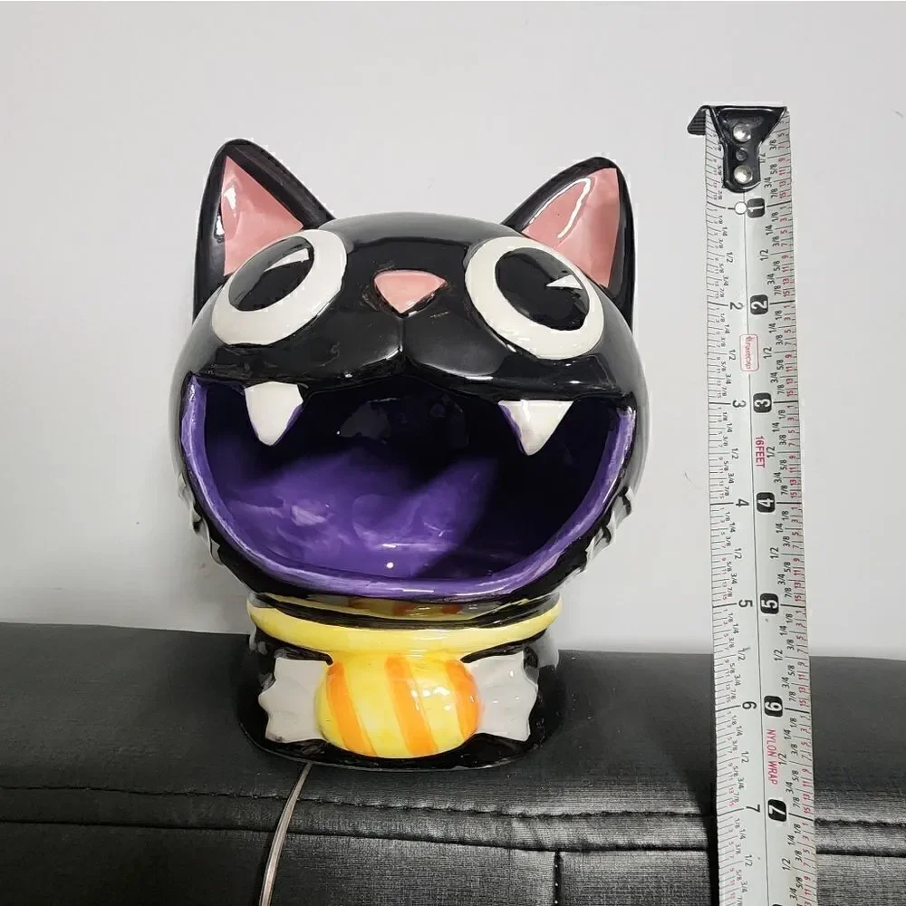 Nwt Tricky Treats Pre-Lit Halloween Cat Candy Holder, 7.1